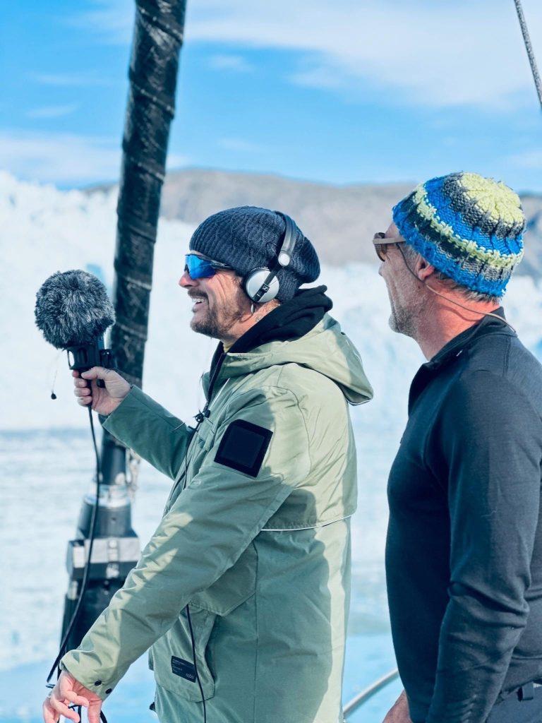 Lucien & Mike Horn recording the sounds of ice in the Arctic