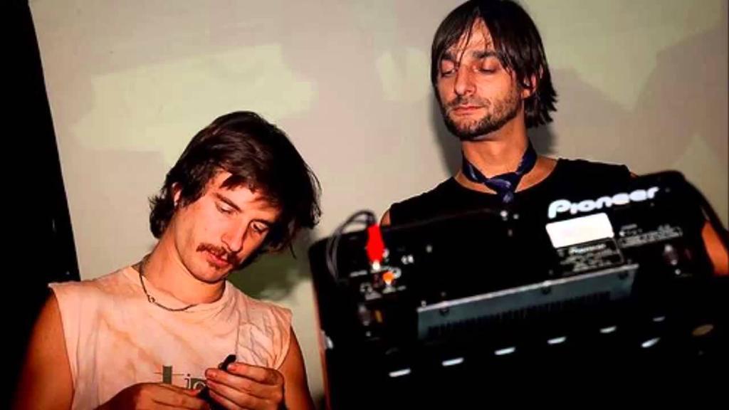 Old photo of Luciano / Ricardo Villalobos playing back to back