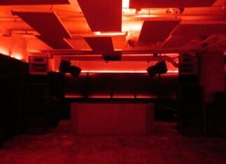 Teller Club (inside)